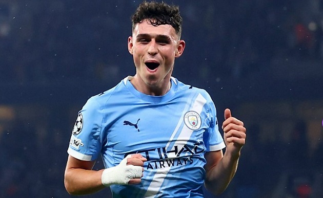Phil Foden chơi với nụ cười, khẳng định trở lại đỉnh cao