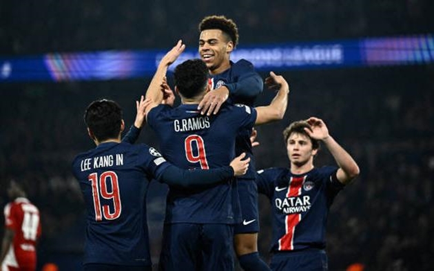 PSG hủy diệt Brest, dễ dàng giành vé vào vòng 16 đội