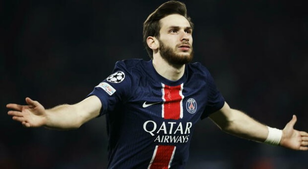 PSG phát hiện ra George Best mới