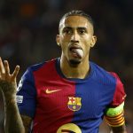 Raphinha: Con quái vật dưới bàn tay của Hansi Flick