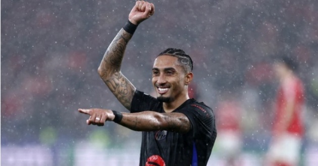 Raphinha thách thức kỷ lục Champions League của Messi