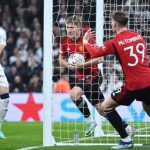 Rasmus Hojlund lập kỷ lục Champions League