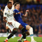 Real đón hai cú sốc sau chiến thắng Chelsea