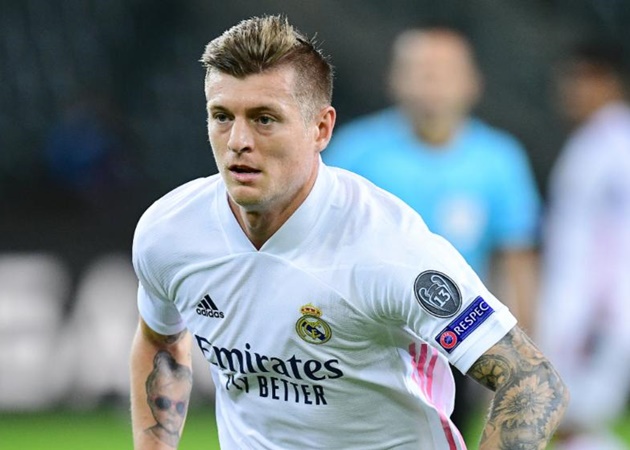 ‘Real Madrid cứ rối tung hết cả lên’