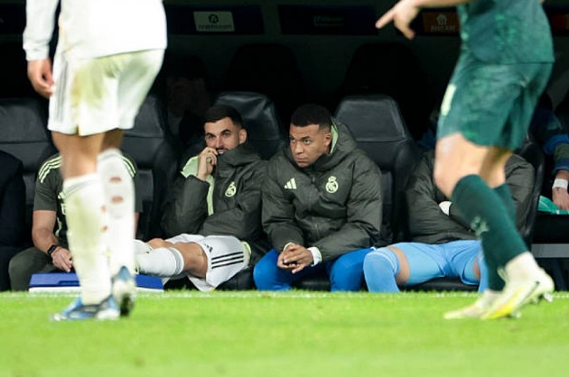 Real Madrid thua Man City: Mbappe không ra sân vì lo ngại chấn thương