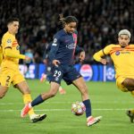 Rio Ferdinand ca ngợi dàn sao trẻ Barca sau khi ngược dòng PSG