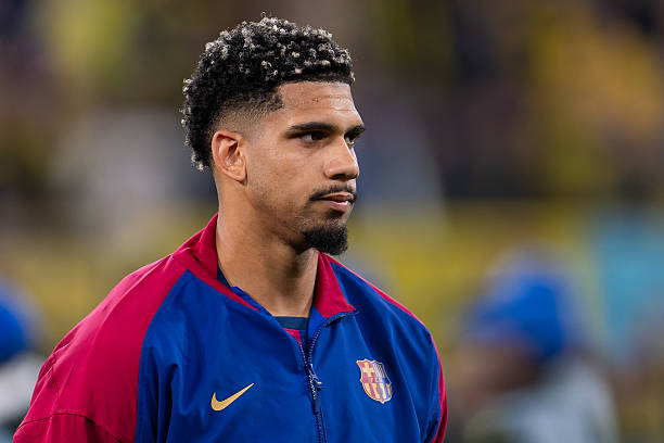 Ronald Araujo công khai nhận trách nhiệm sau thất bại trước Inter