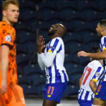 Ronaldo tịt ngòi, Juventus choáng váng trên đất Bồ Đào Nha