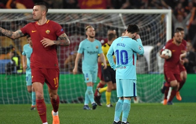 Ronaldo xuất chúng, Messi lo ngay ngáy mất QBV