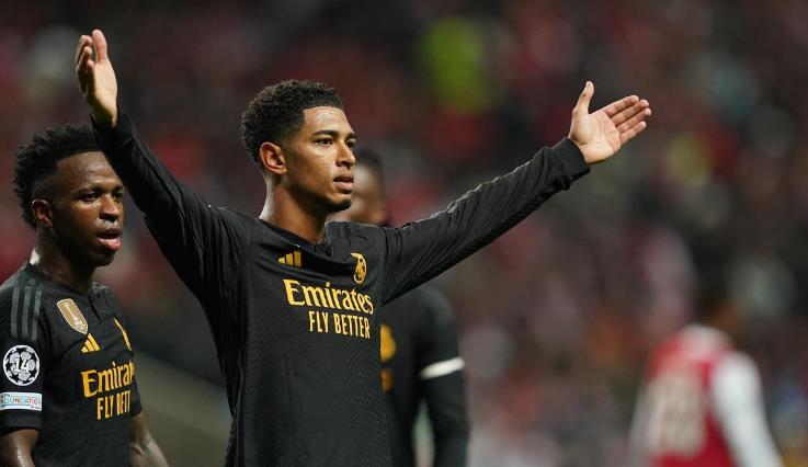 Rudiger bất ngờ vì cầu thủ trẻ Real Madrid