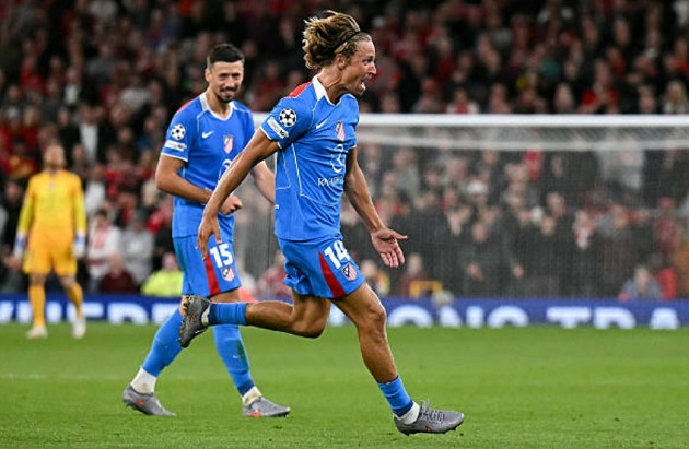 Sai lầm của VAR suýt khiến Liverpool mất điểm