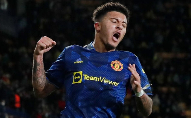 Sancho mở tài khoản ở Man Utd, Pogba gửi thông điệp ngắn gọn