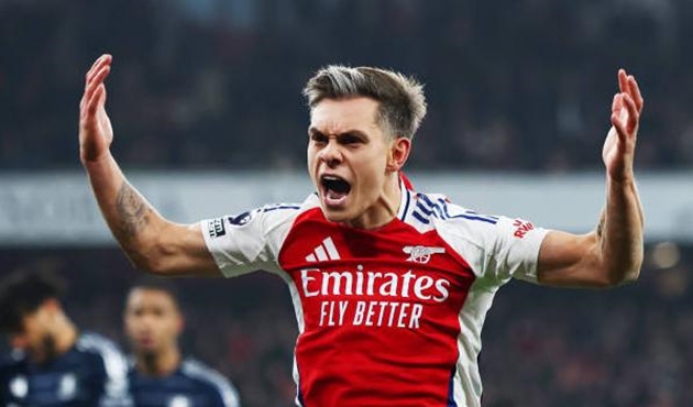 Sao Arsenal mơ vô địch Champions League