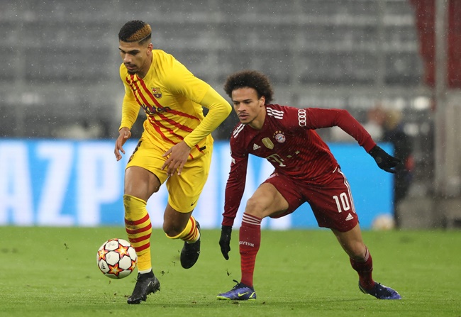 Sao Barca phản ứng sau thất bại trước Bayern