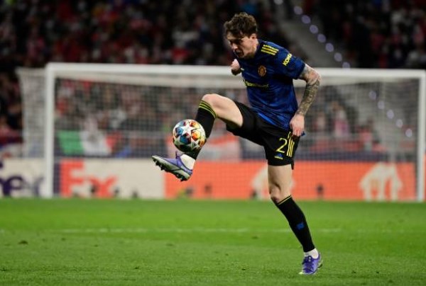 Scholes bất bình với cách dùng người của Rangick