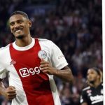 Sebastien Haller phá vỡ kỷ lục Champions League cùng Ajax