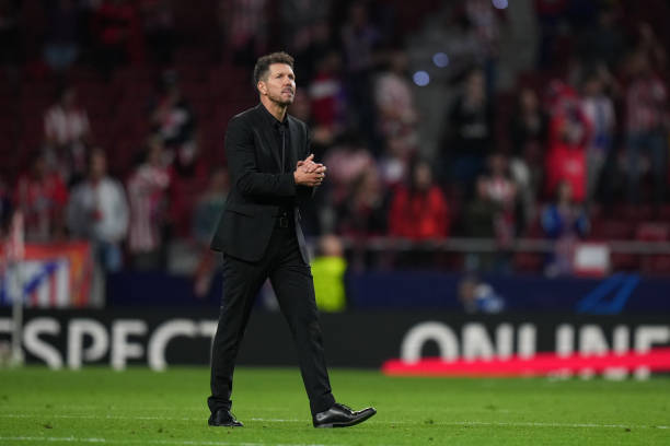 Simeone khen ngợi lối chơi của PSG trước trận đại chiến