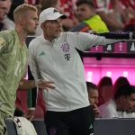 Sóng gió tại Allianz Arena, De Ligt bốc hỏa sau trận Man Utd