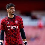 Ten Hag nêu lý do không sử dụng Altay Bayindir