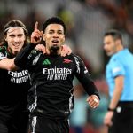 Thần đồng Arsenal khiến giới chuyên môn ngả mũ