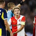 Thắng Fenerbahce, Timber nói lý do không được Persie trao băng thủ quân