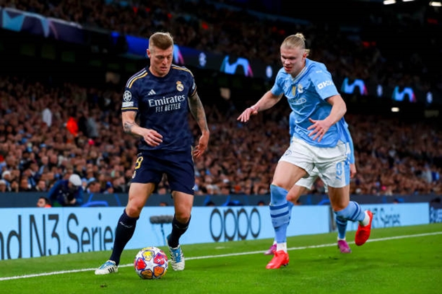 Thắng Manchester City, Toni Kroos bất ngờ úp mở về tương lai