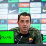 Thắng Porto, Xavi cán cột mốc khủng với Barca