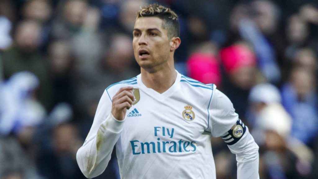 Thắng Real, sao Man City lập tức nhắc đến Ronaldo