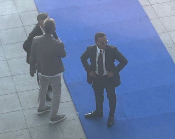 ‘Thánh rắc muối’ gây chú ý ở chung kết Champions League