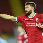 Thi đấu với xương gãy, trung vệ Liverpool vẫn đủ sức loại Milan khỏi C1