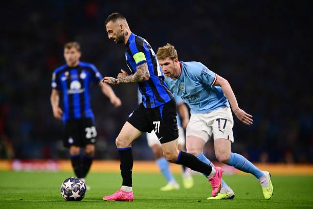 Thống trị châu Âu, Man City giành Cú ăn ba lịch sử