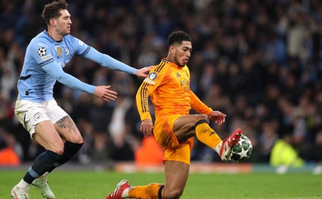 Thua ngược Real, Pep Guardiola nói gì với các học trò?