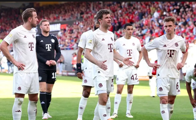 Thua sốc, Bayern run sợ trước Arsenal