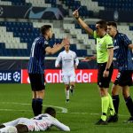 “Trận đấu hoàn toàn bị hủy hoại. Đây là bóng đá tự sát”