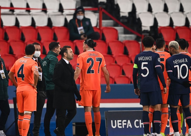 Trận PSG – Istanbul tạm hoãn vì lý do cực sốc