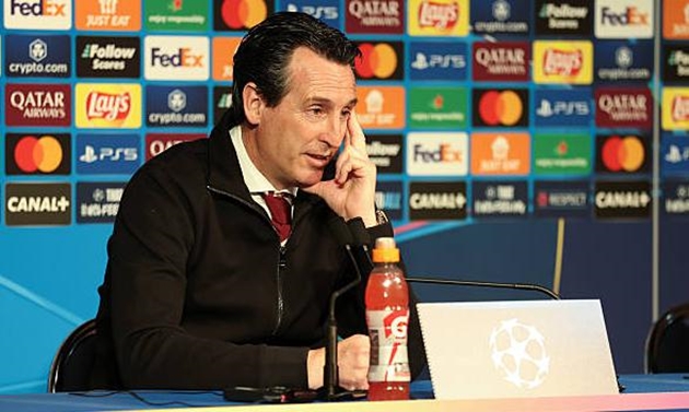 Unai Emery vẫn lạc quan sau trận thua PSG