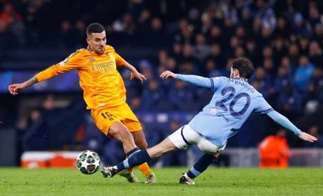 Vấn đề khiến Man City sa sút ở mùa giải năm nay