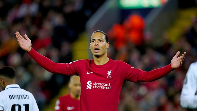 Van Dijk chỉ ra 2 ngôi sao tạo khác biệt của Real