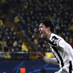 Vlahovic đi vào lịch sử Juventus tại Champions League