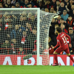 Vượt qua Gerrard, Salah lập cột mốc khủng cùng Liverpool