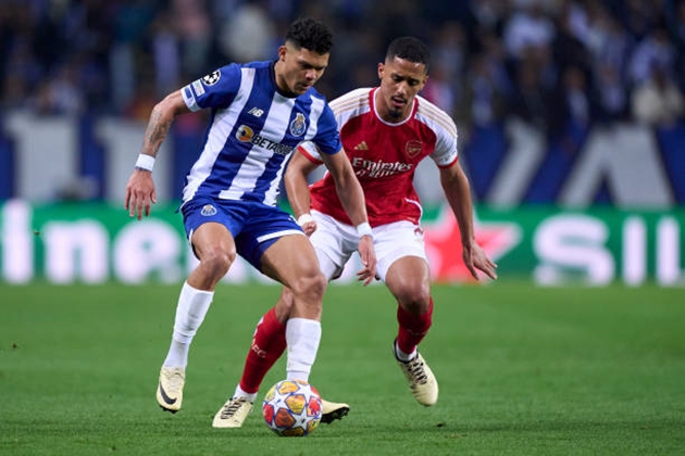 William Saliba nôn nóng “phục thù” Porto