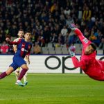 Xavi: ‘Cậu ấy thật phi thường’