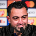 Xavi tự hào khi ngược dòng thành công trước PSG