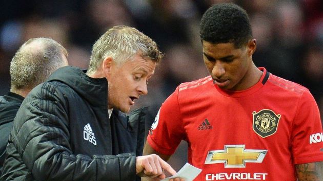 XONG! Thua PSG, Man Utd lại nhận tin dữ từ Solskjaer