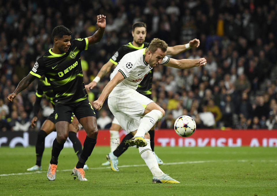 Xuất hiện bảng đấu căng nhất Champions League, 4 đội có thể bị loại