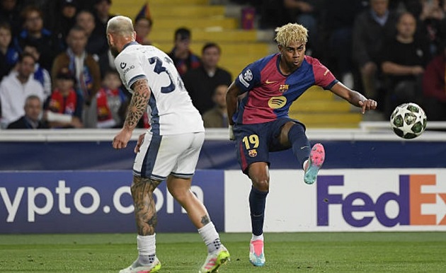 Yamal khiến Thuram phải thán phục sau trận hòa 3-3 tại Montjuic