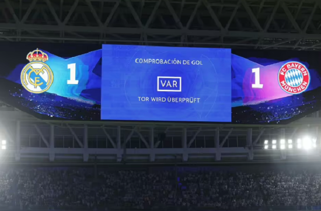 BTC sân Bernabeu mắc lỗi lớn