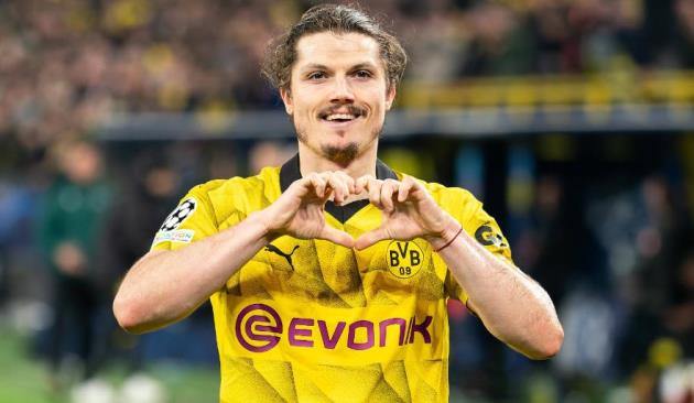 Ghi bàn thắng quyết định để vào bán kết C1, người cũ M.U lên tiếng