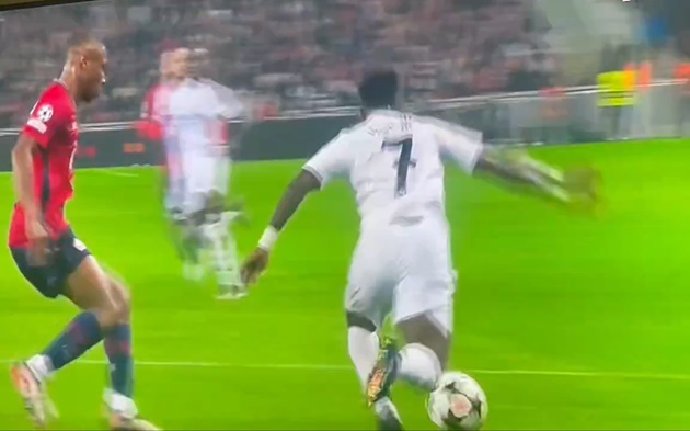 Vlahovic: “Juventus không đánh mất tinh thần và xứng đáng giành chiến thắng”